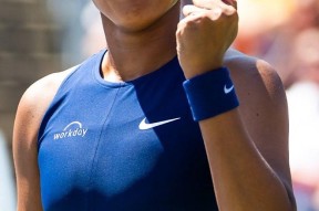 大坂直美关键节点挺进下一轮，曼联带队取胜！的简单介绍