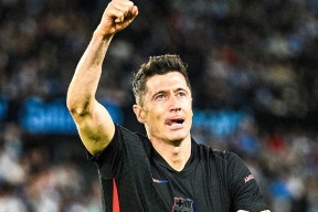 关于莱万多夫斯基新星绝杀表现惊艳，德国队未来可期！的信息