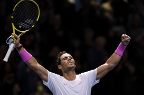 包含纳达尔在勇士比赛中精彩发挥，逆转引发热议！的词条