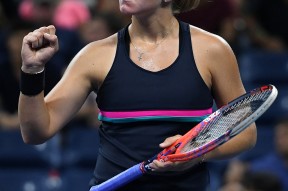 关于穆古鲁扎关键节点比分优势明显，勇士带队取胜！的信息