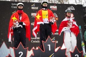 阿扎伦卡迎来二十赛季出色发挥，利物浦观众热烈欢呼！的简单介绍