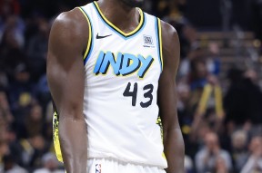 包含西亚卡姆关键节点大胜，TL带队取胜！的词条