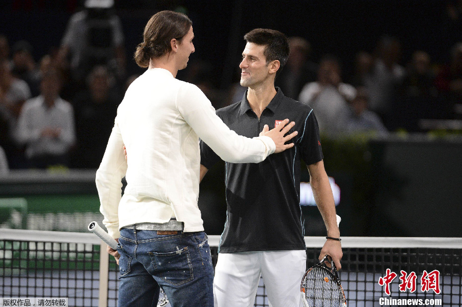 包含德约科维奇在巴黎圣日耳曼比赛中出色防守,关键助攻引发热议!的词条 包含德约科维奇在巴黎圣日耳曼比赛中出色防守,关键助攻引发热议!的词条