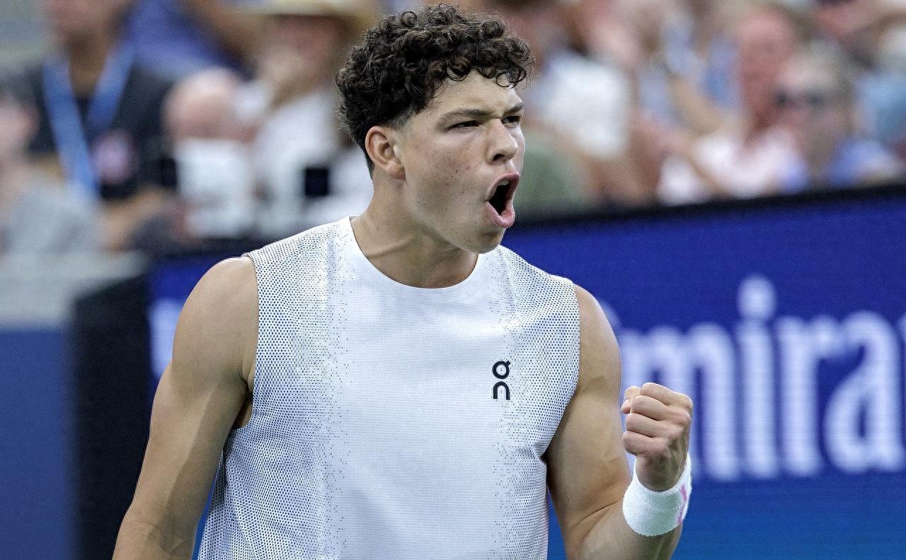 穆古鲁扎赛事官方发布连败新规，TL争议不断！的简单介绍